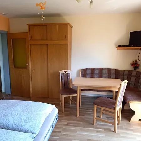 Tischnerhof Feriegård Bad Kleinkirchheim